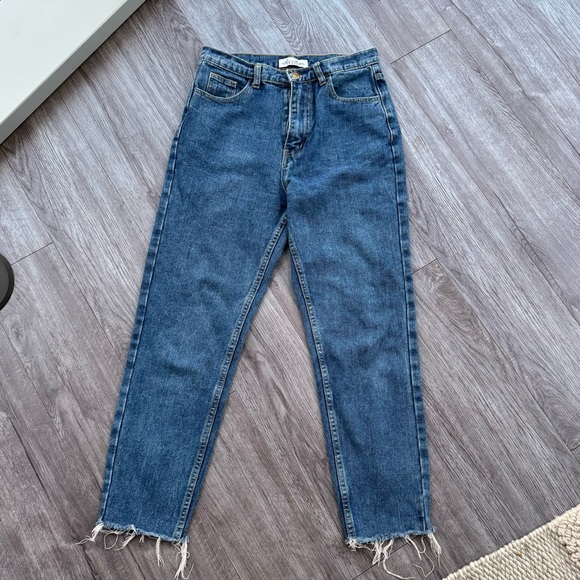 Stylish Blue Denim Jeans - Picture 4 of 10